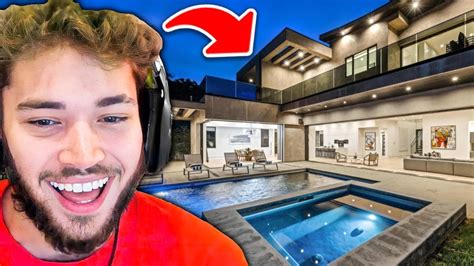 where does adin ross live|AdinRoss 